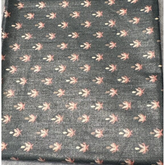 Small Floral Cotton Fabric Fat Quarter 18x22" Sewing Quilting Crafts - Picture 1 of 4